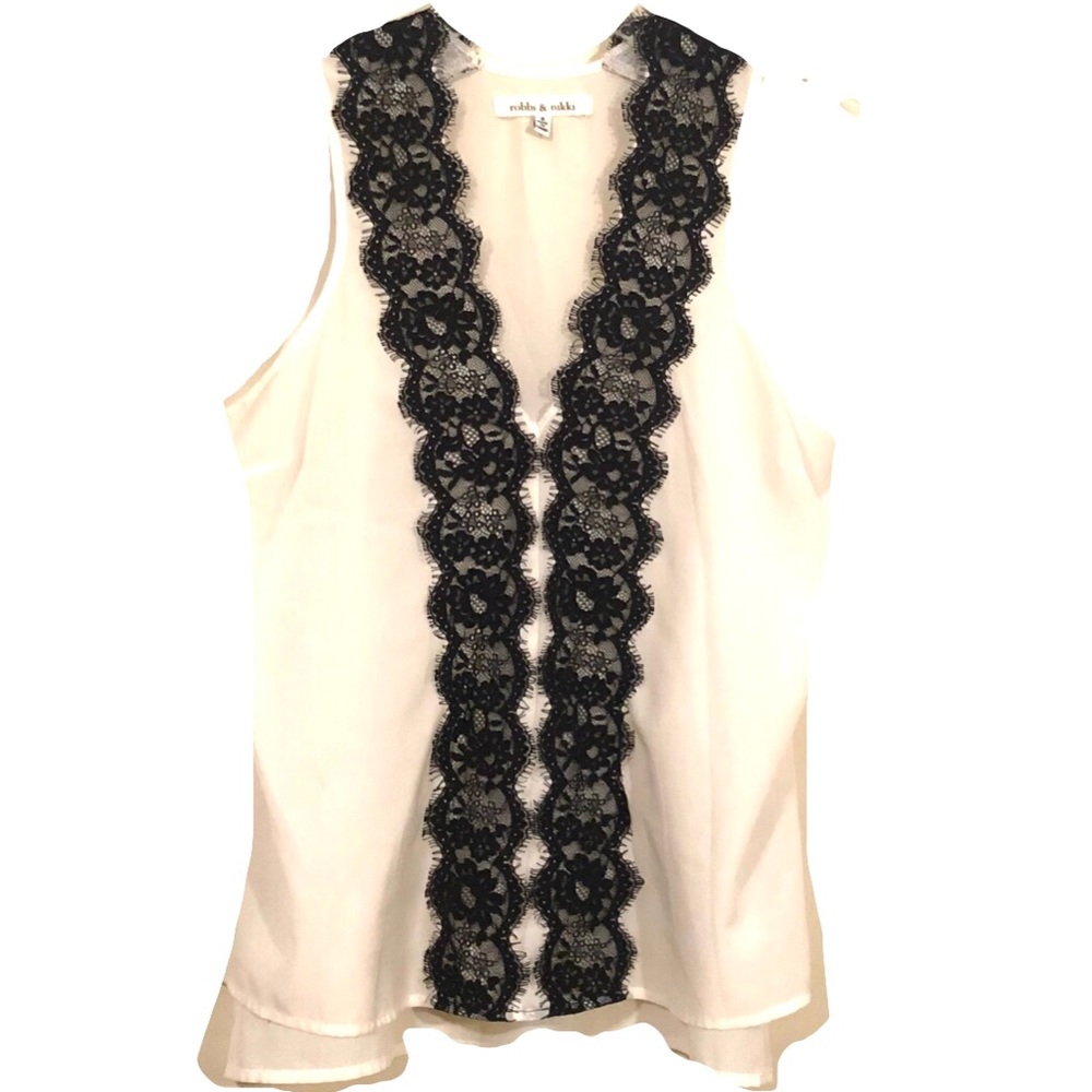 Robbi & Mkki sleeveless lace trim top